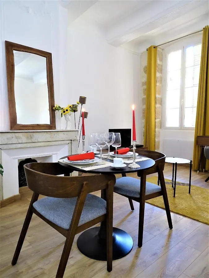 Blue Fountain Luxueux Studio Aix Centre Historique -Wifi-Smart Tv- Aix-en-Provence Apartment