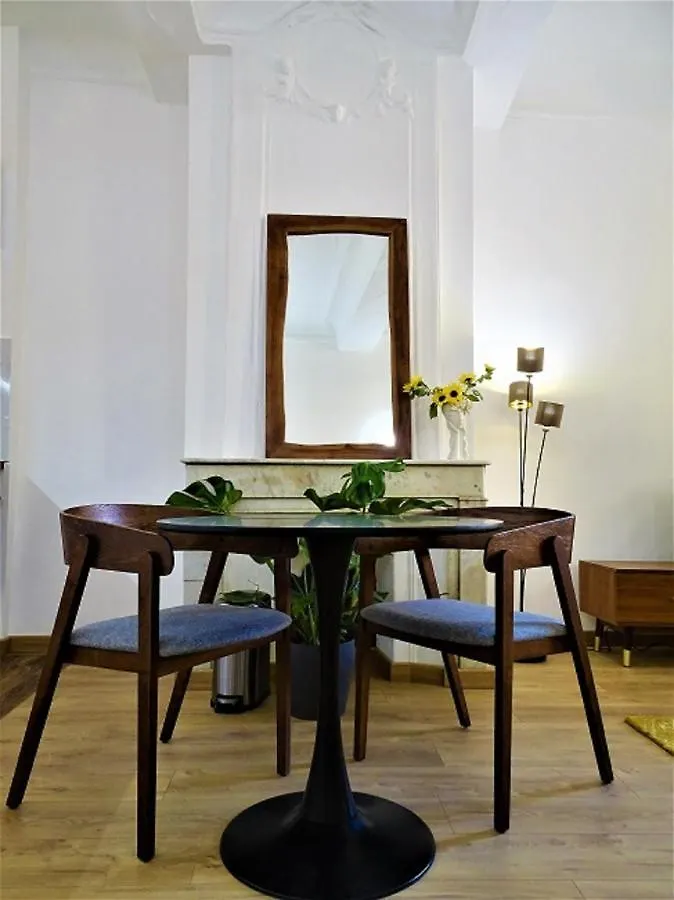 Blue Fountain Luxueux Studio Aix Centre Historique -Wifi-Smart Tv- Aix-en-Provence Apartment