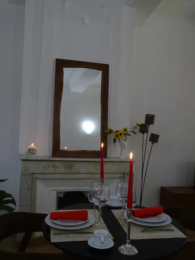 Apartment Blue Fountain Luxueux Studio Aix Centre Historique -Wifi-Smart Tv- Aix-en-Provence